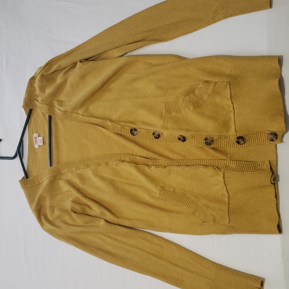 Yellow cardigan